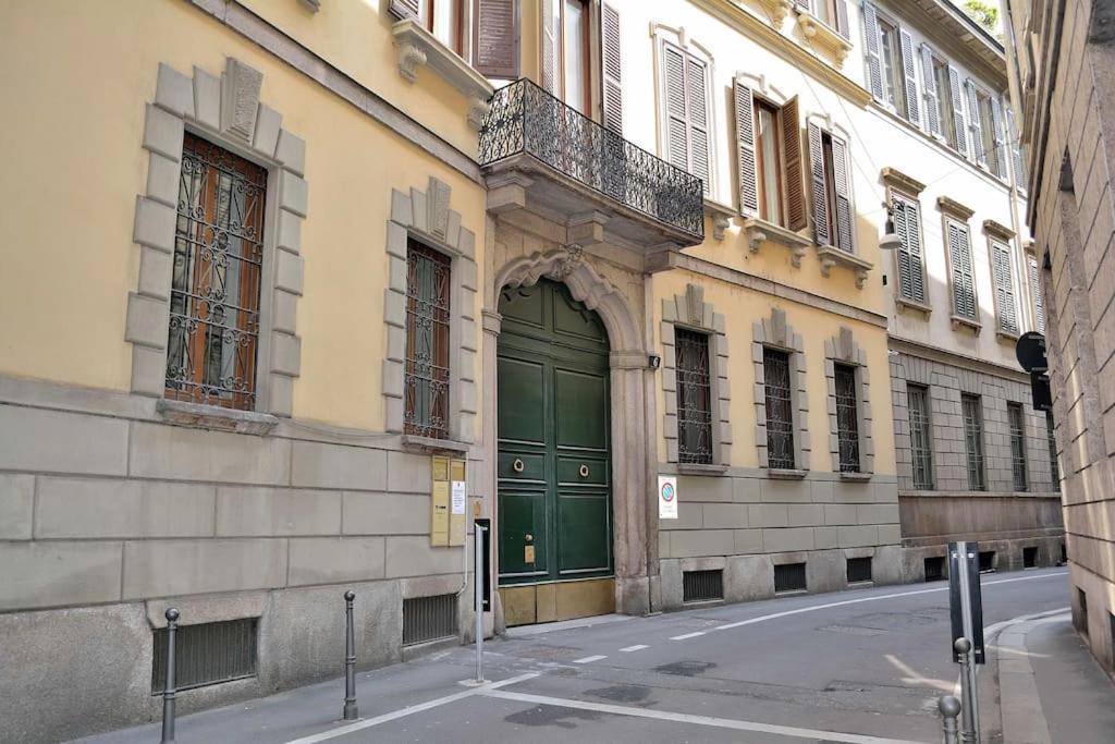 Youhosty - Del Lauro 6 Milan Exterior photo