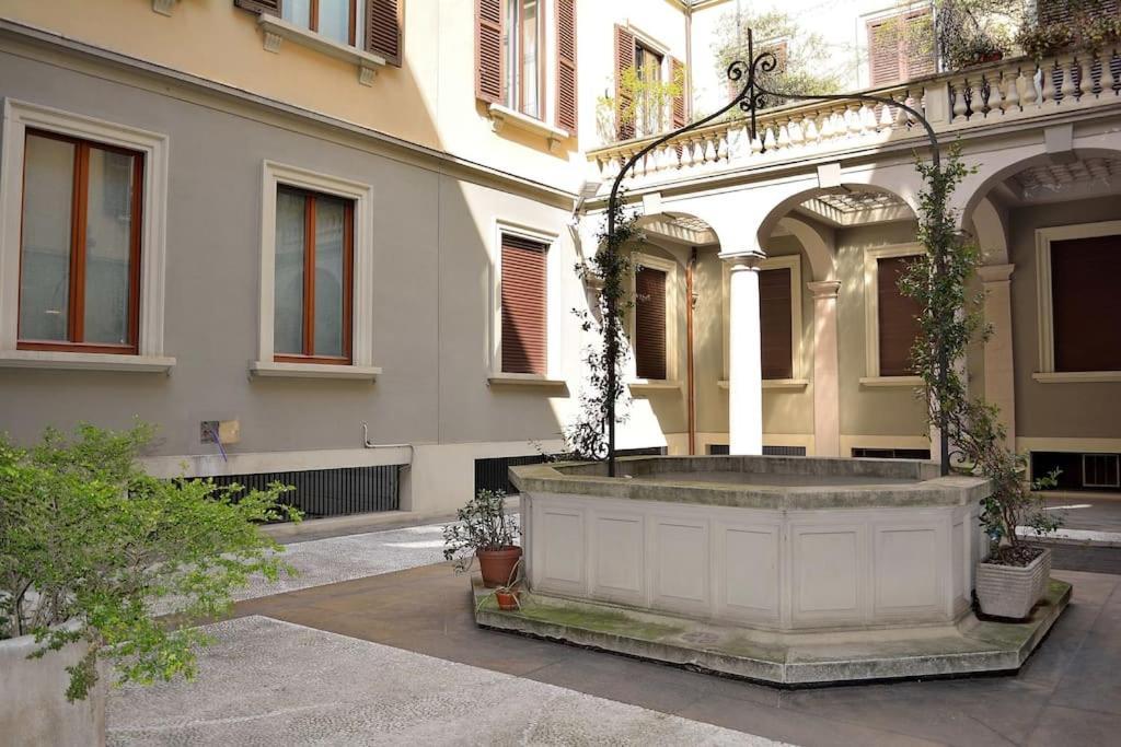 Youhosty - Del Lauro 6 Milan Exterior photo
